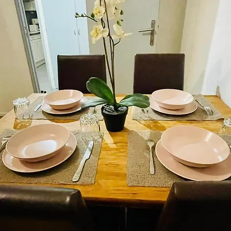 Apartment 50 M2 Dans Un Cadre Calme Et *